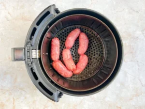 Linguiça toscana na air fryer – Passo 2 (original)