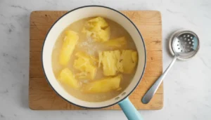 Mandioca com queijo na air fryer – Passo 2