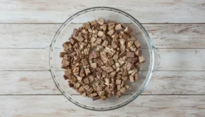 Pavê de Bis com sorvete – Passo 5