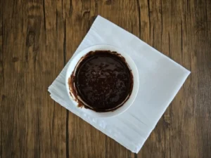 Bolo de chocolate de caneca sem farinha – Passo 3 (original)