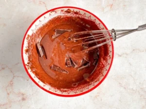 Bolo de chocolate de caneca simples – Passo 4 (original)