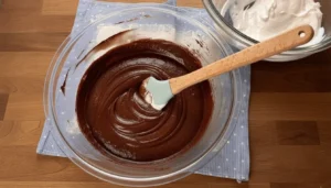 Bolo de chocolate molhadinho – Passo 7