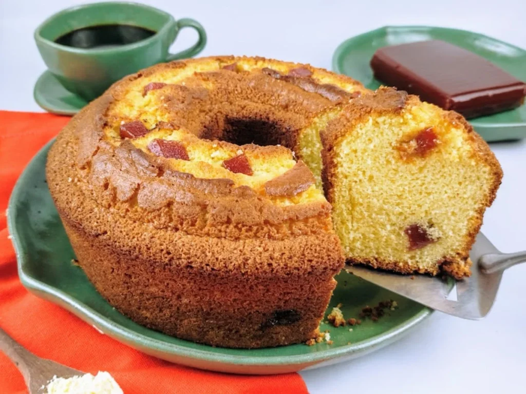 Bolo de fubá com goiabada simples – Destaque (original)