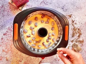 Bolo de fubá com goiabada – Passo 8 (original)