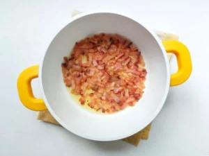 Molho à matriciana – Passo 2 (original)